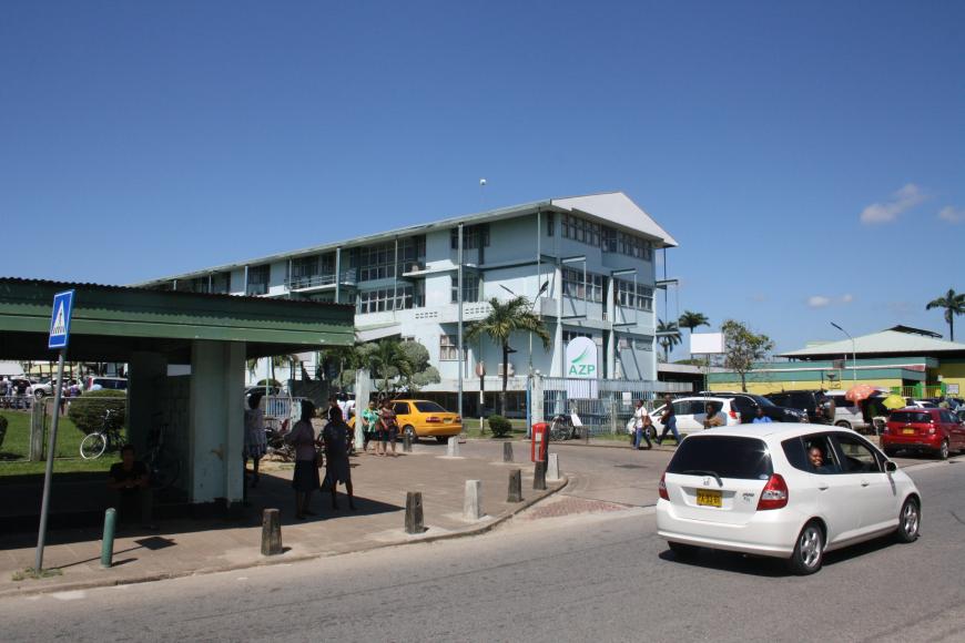 Ingang Academisch Ziekenhuis Paramaribo