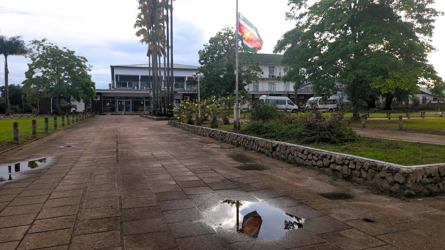 Het Ministerie van Onderwijs, Wetenschap en Cultuur in Suriname. Foto: © Zoë Deceuninck