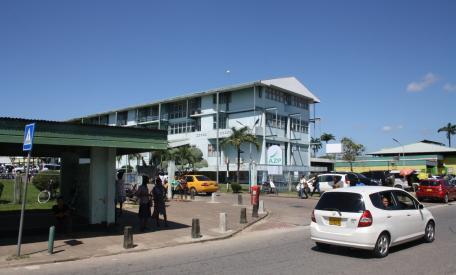 Ingang Academisc Ziekenhuis Paramaribo