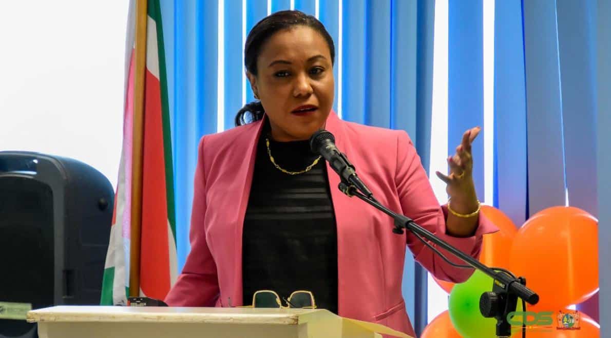 Directeur Claudia Marica-Redan. Photocredit: Communicatie Dienst Suriname (CDS)