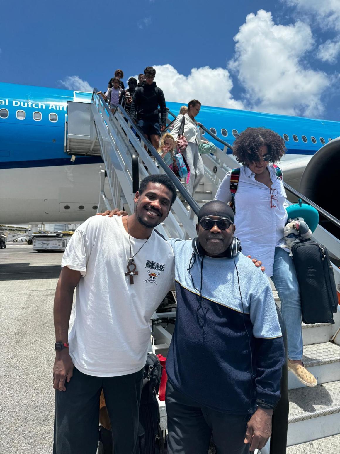 Fre Calmes and Kenneth Cuvalay op weg naar St. Eustatius via St. Maarten 