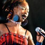 Dobet Gnahoré - Intense zangeres uit Ivoorkust met eigen pan-Afrikaanse sound