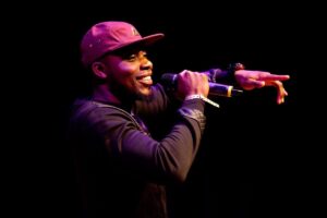 Rap-artiest Shock bezingt schoonheid van de zwarte vrouw in nieuwe track