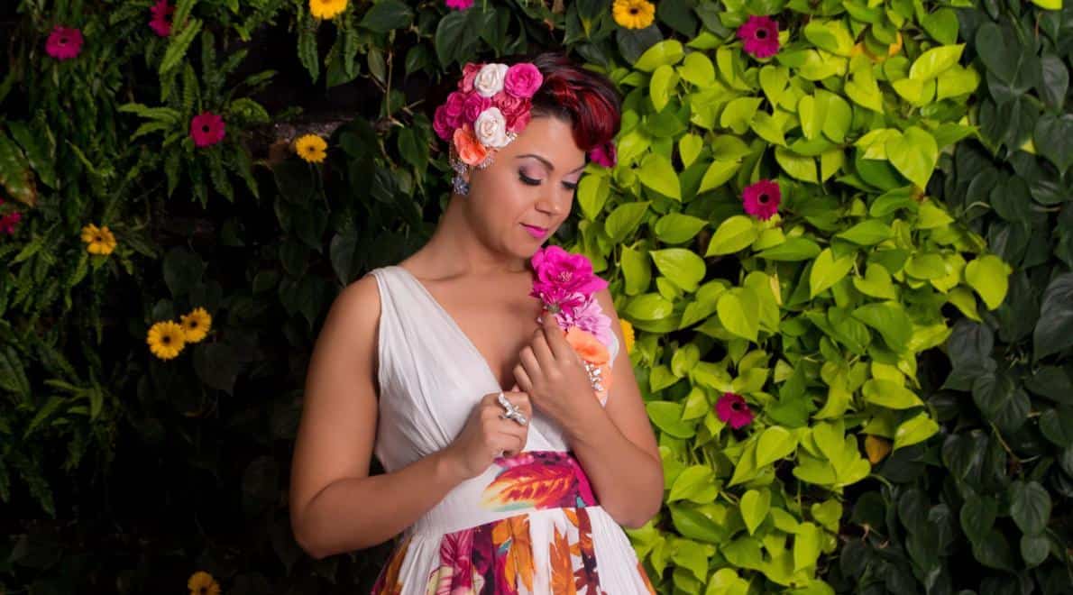 SonyaSpreekt Melissa Fortes, kleurrijke zangeres en actrice