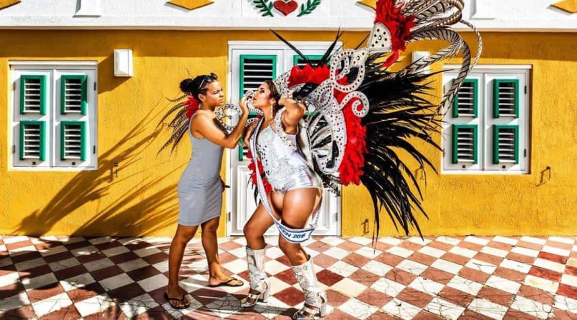 De gezichten van Aruba 30 jaar Status Aparte