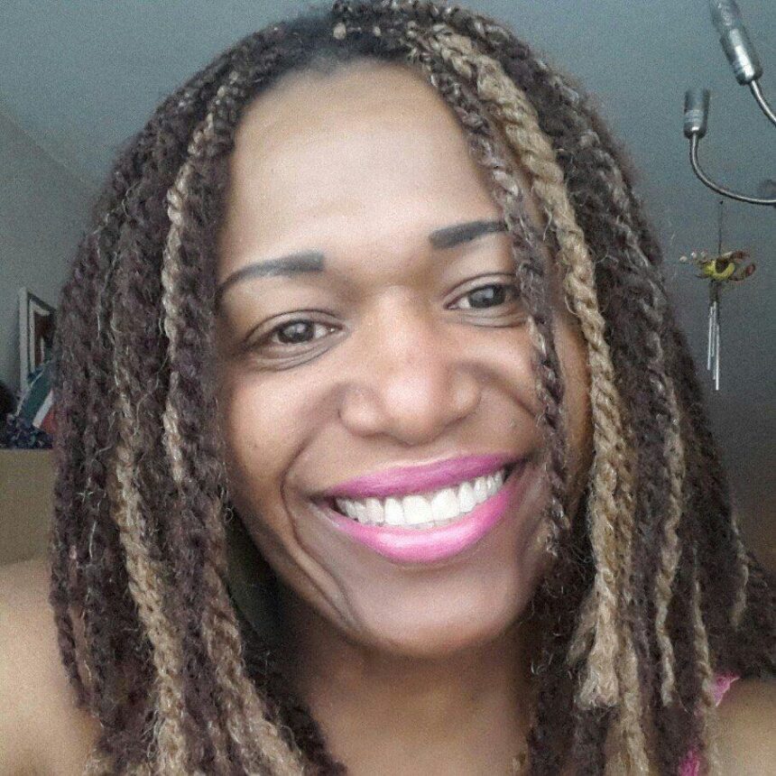 "Sisterhood" grondbeginsel voor "Women Empowerment