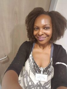 De Familieopstellingen van Ayo Akurugu-Roye