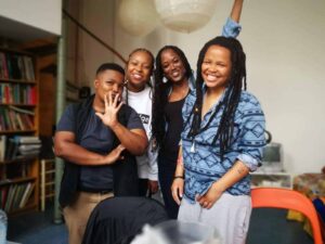 Ruminaily en Dalea zochten Siba op