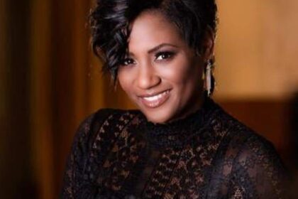 Edsilia Rombley | The Piano Ballads & More