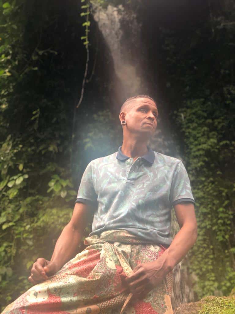 Deze afvallige regering is opnieuw schaakspel aan het spelen