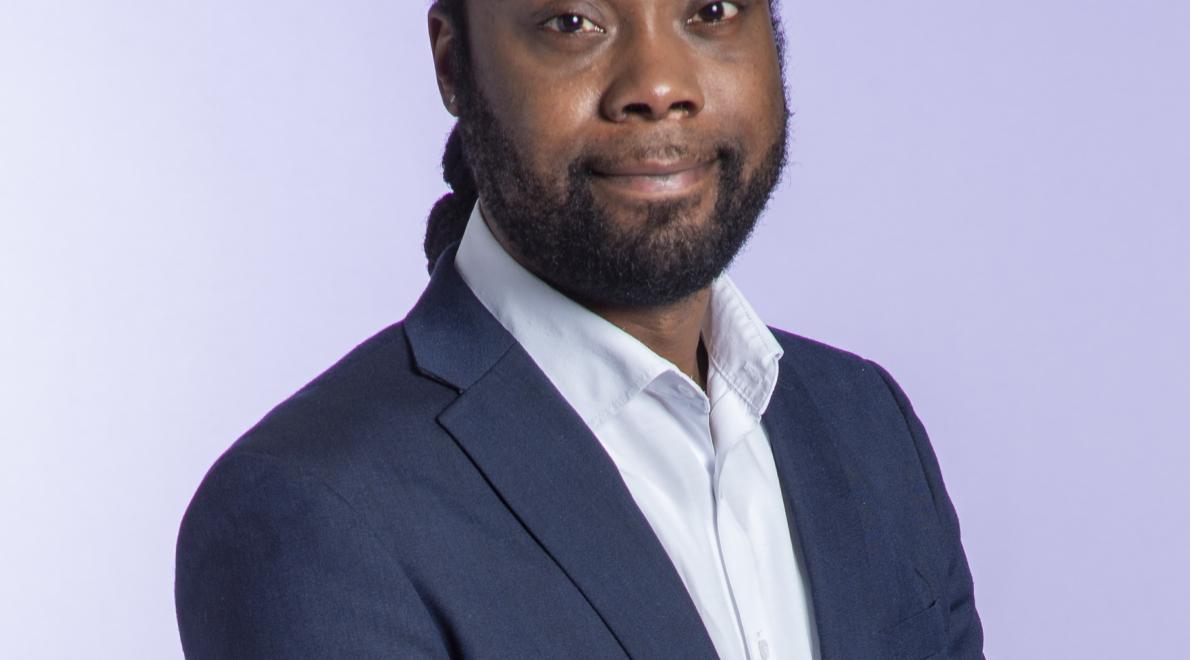 Simion Blom, nr 21 Groen Links. "Een economie voor de WIJ"