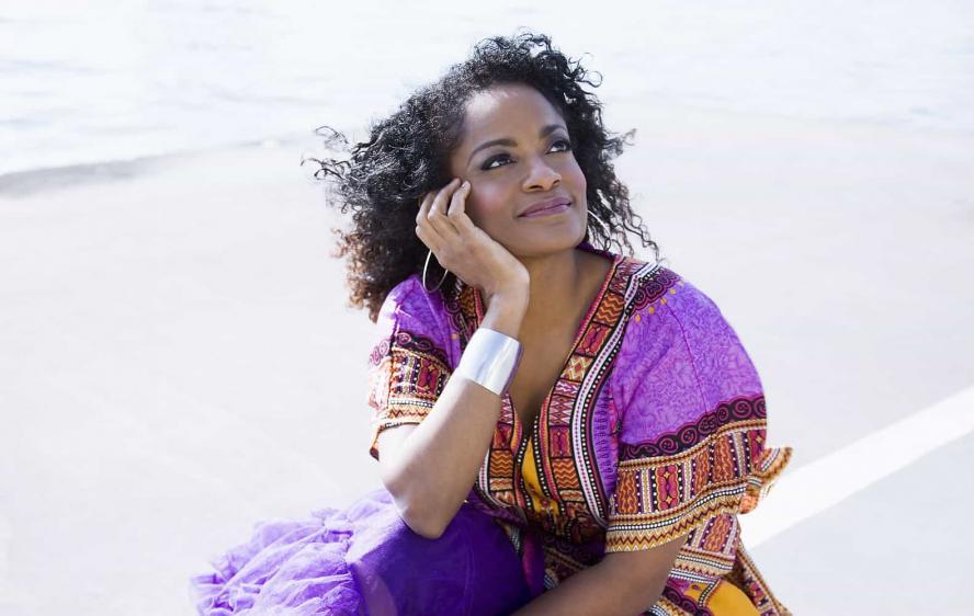 Izaline Calister - Foto via Bitterzoet Erfgoed