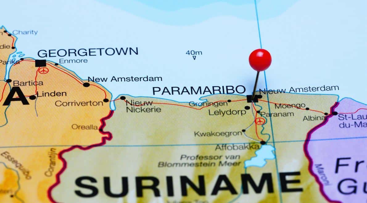 Jongeren in Suriname en Nederland gezamenlijk op zoek naar hun geschiedenis