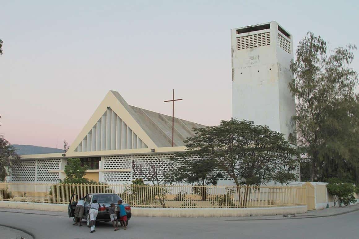 KAZAL Narrating Haitian Memories Foto Moise Pierre Kollektif Dimansyon