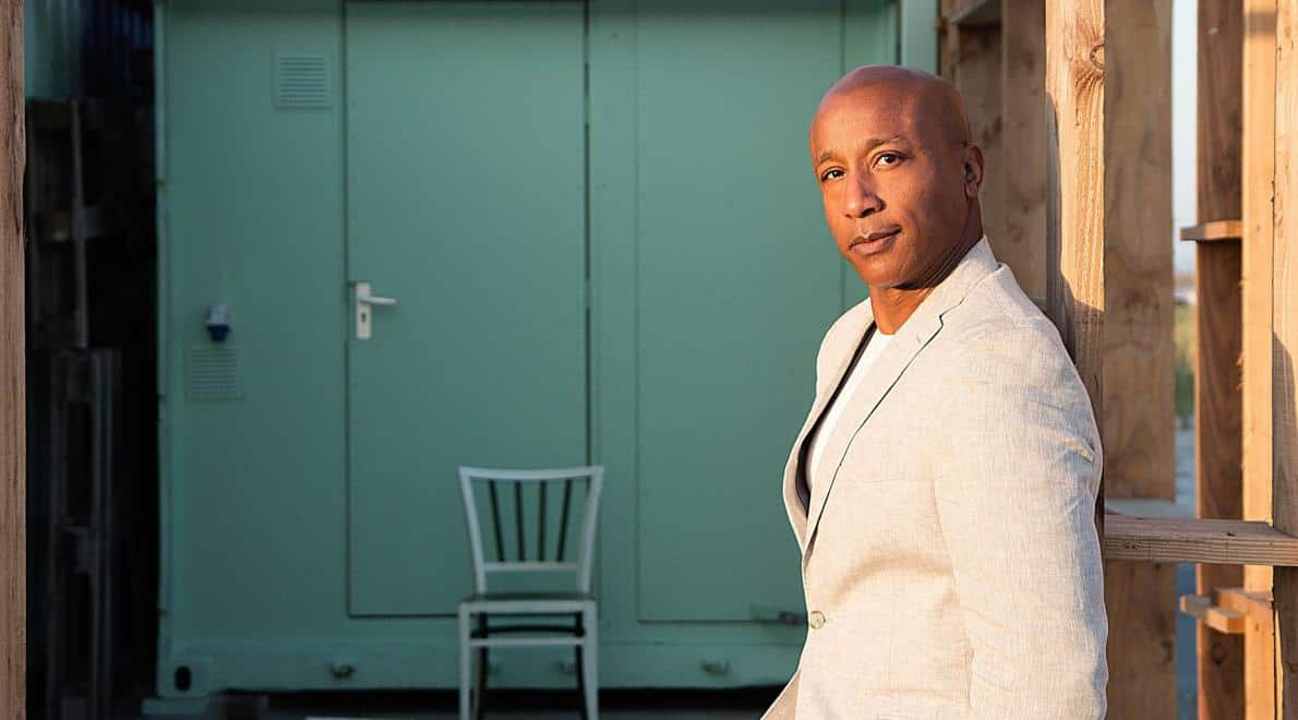 Raymi’s Zorgeloze Zomeravond | Excuses voor ons slavernijverleden