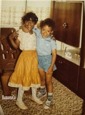 Foto van mij en Jermaine, mijn neef, eind jaren 70, Orteliusstraat, Amsterdam