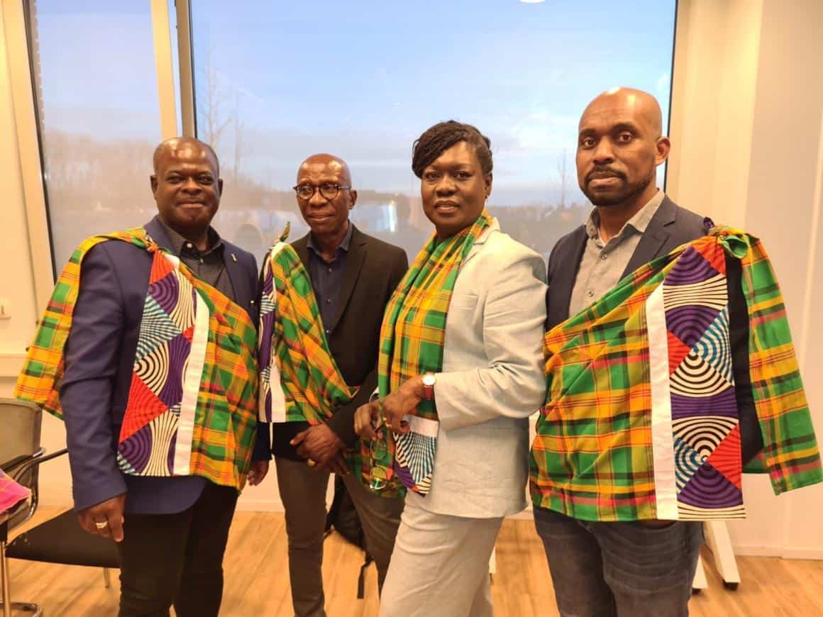 Het bestuur van Het Marron Platform