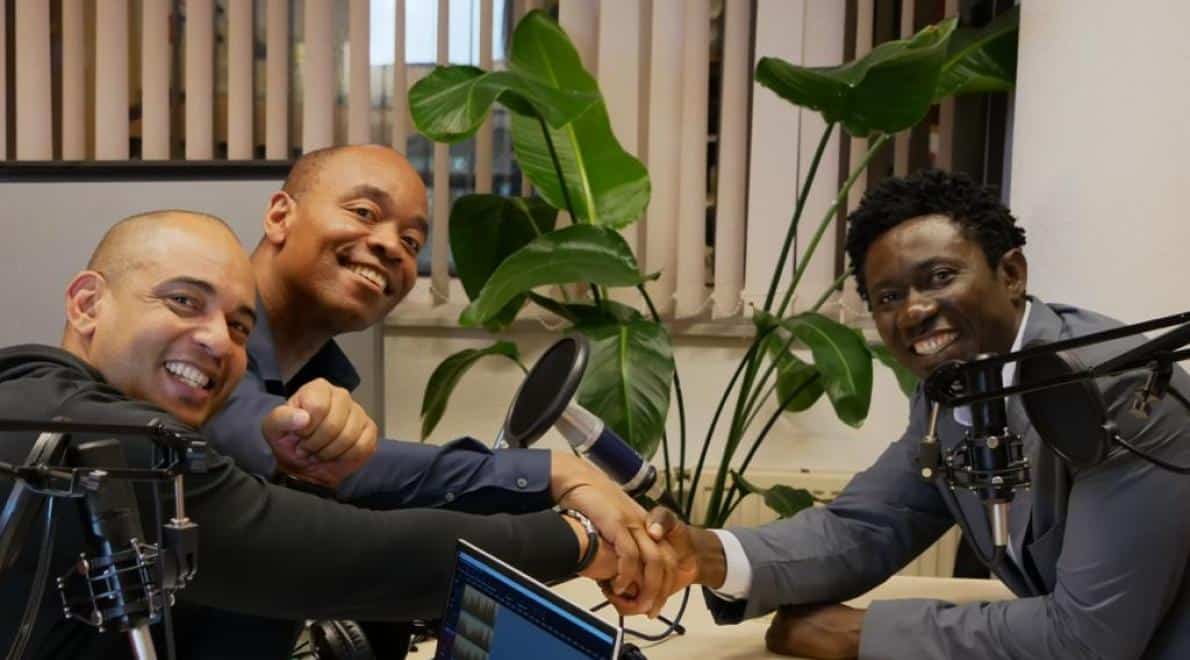 Podcast The Bridge (No) Fara en AFRO Magazine gaan samenwerken
