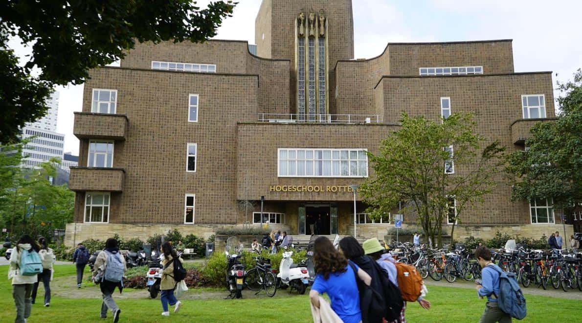 Surinaamse studenten in Nederland kampen met psychologische problemen