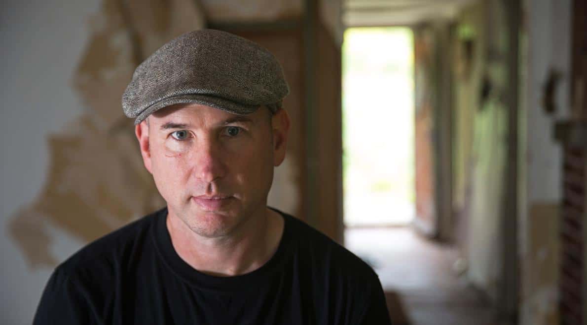 Thomas Harding, schrijver van "Witte Schuld" verzorgt Keti Koti Lezing