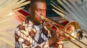 John Hawker debuteert met De missie van Rudi Spa