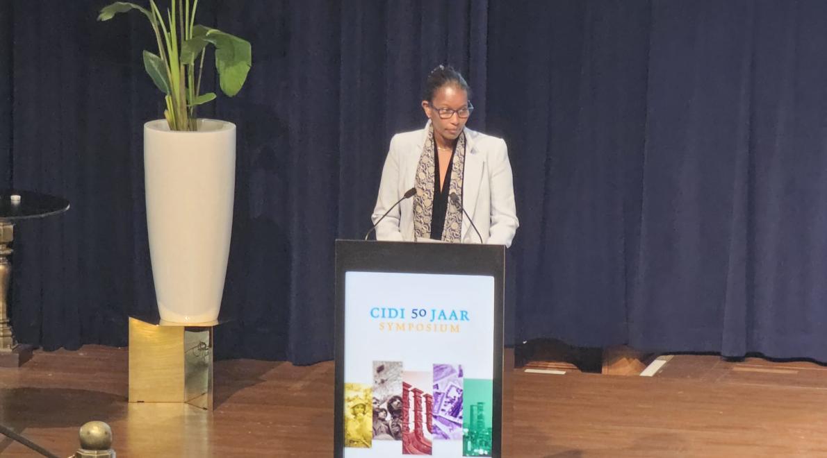 Ayaan Hirsi Ali: "Wat Afrikaanse landen nodig hebben is dat ze niet worden beroofd"