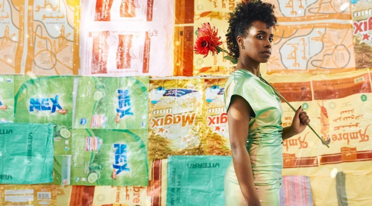 A plastic state of mind: een ode aan de vrouw en de kracht van sisterhood